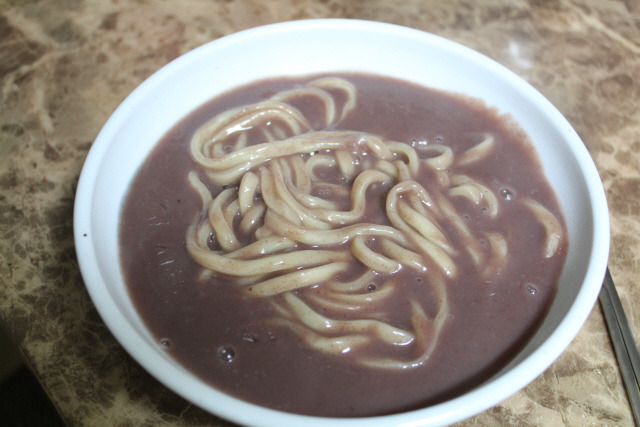 가마솥손칼국수 이미지