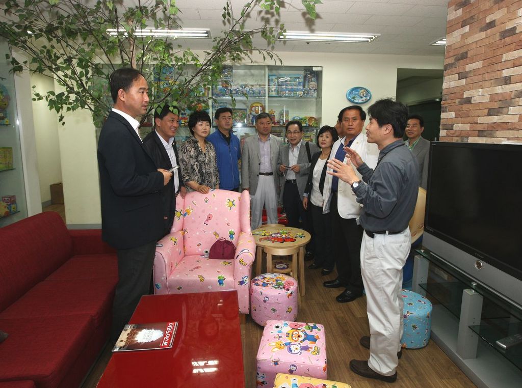 (주)아이코닉스 이미지