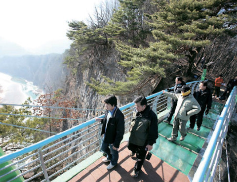 구름다리 이미지