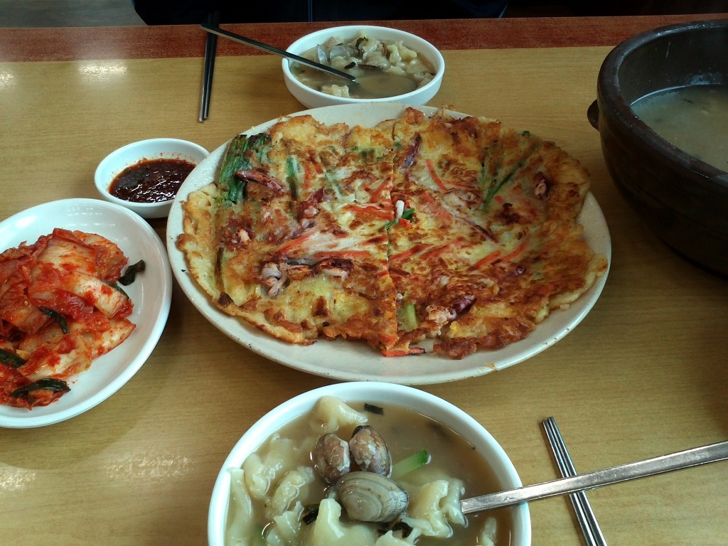 항아리수제비 이미지
