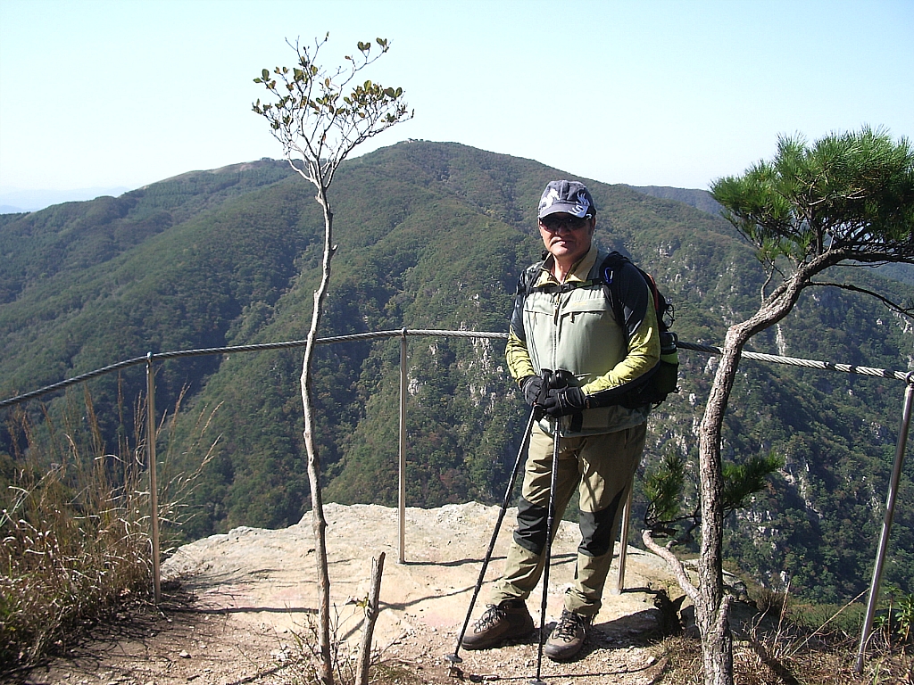 어비산 정상(829m) 이미지