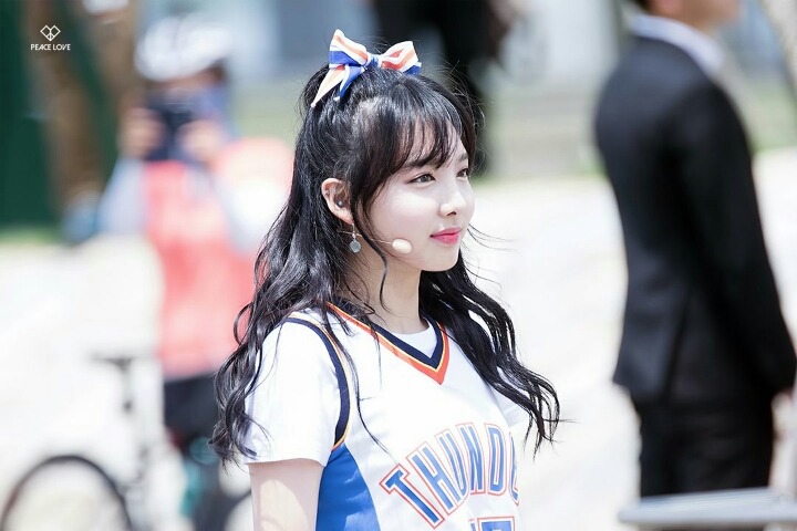 [트와이스] 여름날의 청량한나연이 | 인스티즈