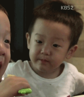 [슈퍼맨이돌아왔다] 이서준 안에 어른있다 .GIF | 인스티즈