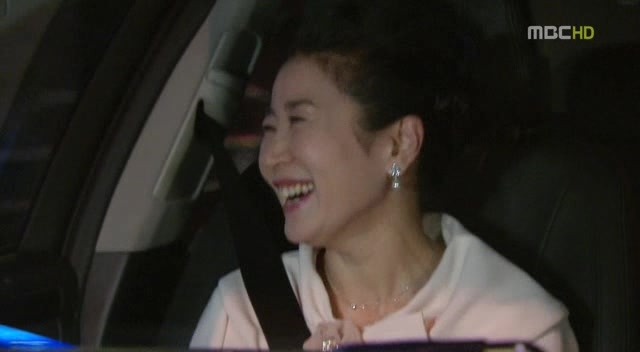 [지붕킥] 자옥 때문에 방귀 참는 순재 | 인스티즈