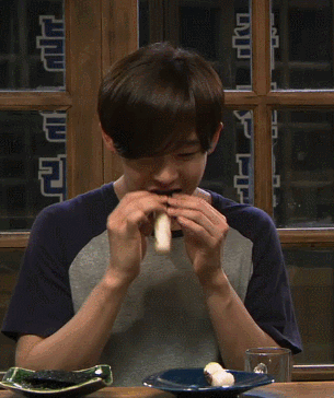 심야식당 아이돌 먹는연기 | 인스티즈