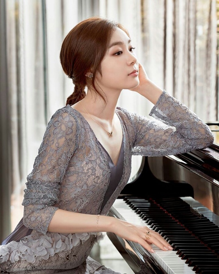 오늘자 김연아 제이에스티나 겨울 화보.jpg | 인스티즈