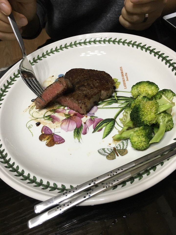 스테이크전문점 (호주산소고기) VS 집 스테이크 (한우1) | 인스티즈