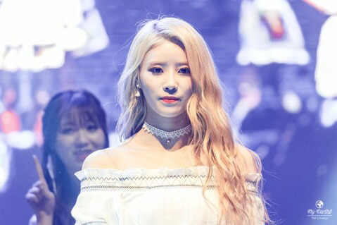 [러블리즈] 은행 가는 길에 미주 | 인스티즈