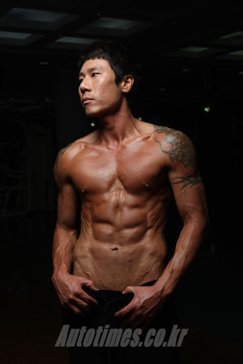 성형도 안 했는데 얼굴 인상 자체가 바뀐 연예인 ; | 인스티즈