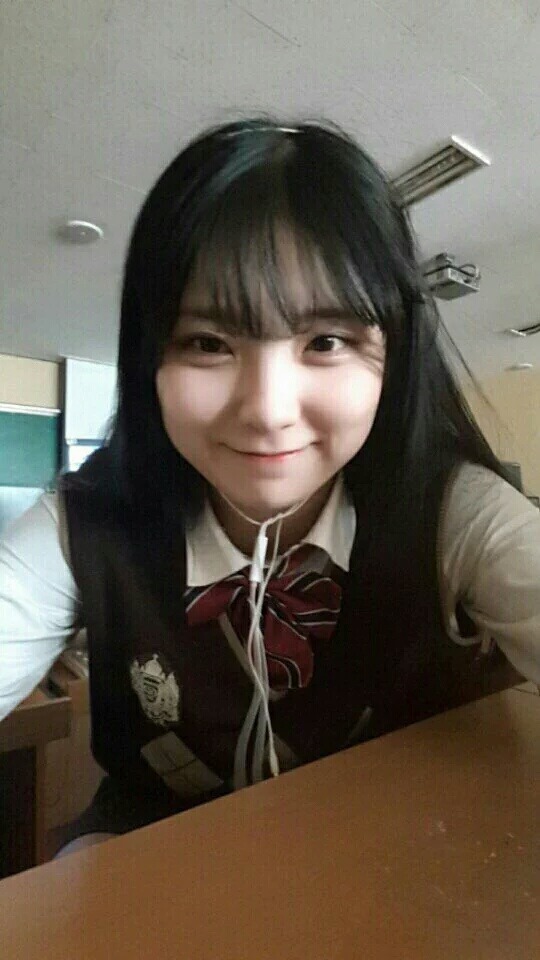한맺혔는지 오랜만에 인스타 폭풍 업댓한 핸푼(프로듀스 이해인 이수현) | 인스티즈
