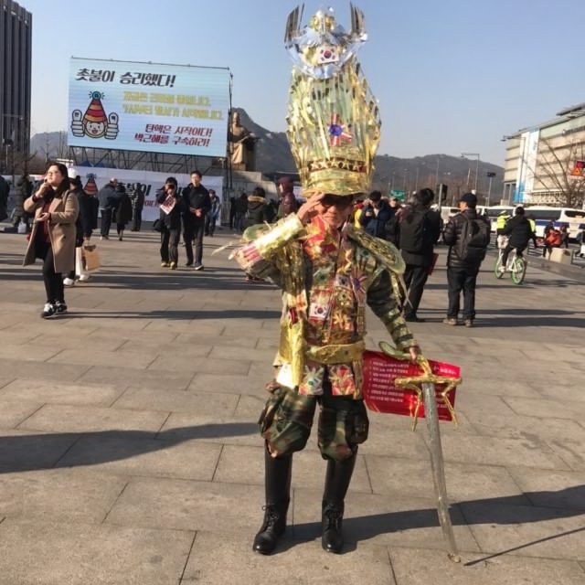 어버이연합 4성장군 총사령관 포스의... | 인스티즈
