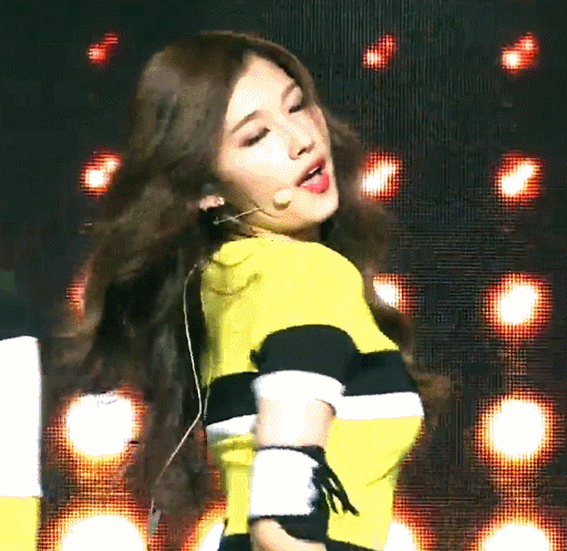 일본 모교를 방문했다는 트와이스 사냐.gif | 인스티즈