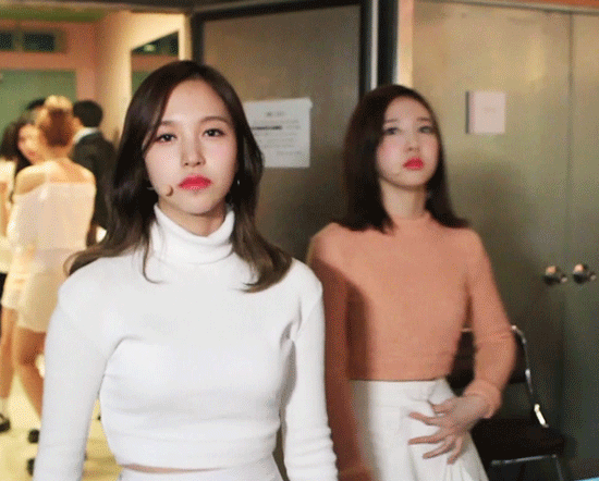 트와이스에서 가장 이쁘고 사랑스럽고 몽환적인 아이....gif | 인스티즈