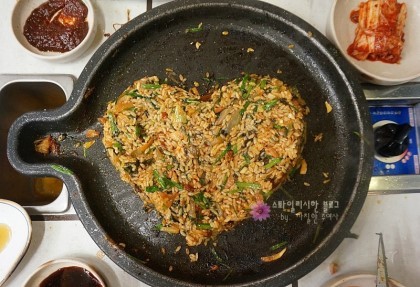 아우성생오리 이미지