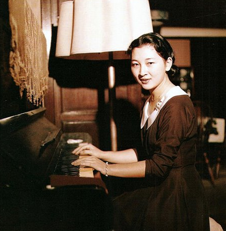 시월드의 위엄을 보여주는 일본 미치코왕후 | 인스티즈