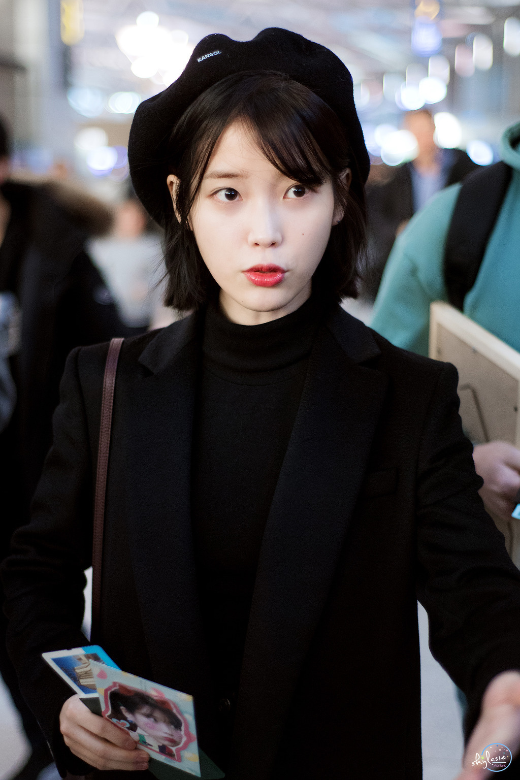 [17.01.06] 대만 출국 아이유.jpg | 인스티즈