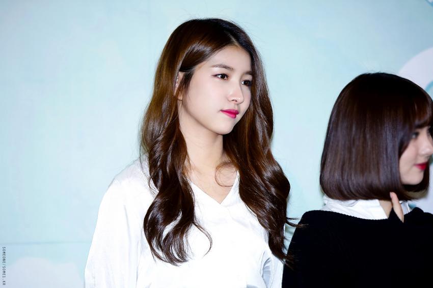 [여자친구] 여자친구가 사랑한 유럽 제작발표회 여자친구 소원 | 인스티즈