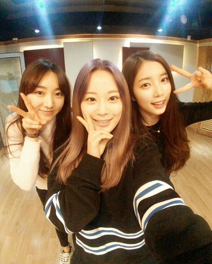정성을 담아서 써보는 허영지의 2년 (데뷔 2주년) | 인스티즈