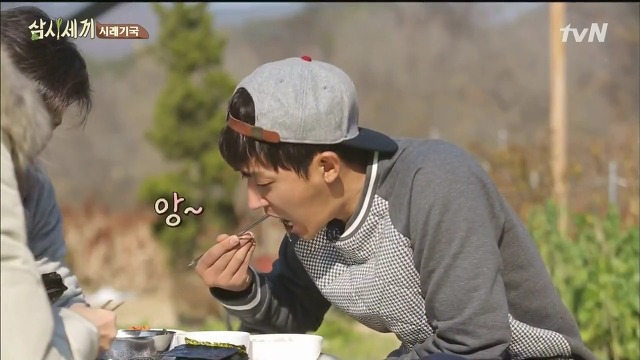 [삼시세끼] 최지우한테 작업거는 이서진(feat.해태)ㅋㅋㅋㅋㅋㅋㅋㅋㅋ.jpg | 인스티즈