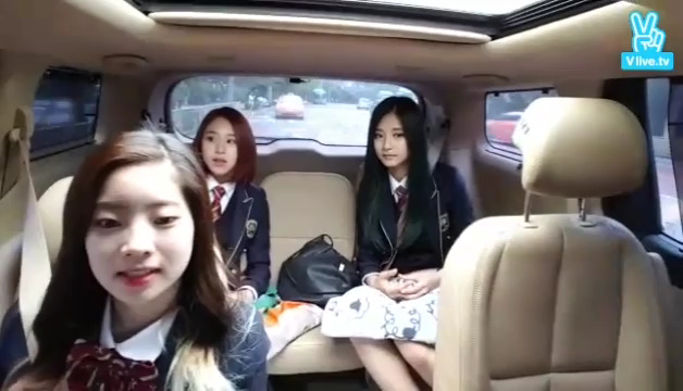 [TWICE] 흔한_급식단의_등교길. (광대 주의) | 인스티즈