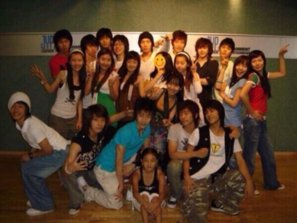 [트와이스] 다 큰 지효가 신기한 임슬옹과 옥택연 | 인스티즈