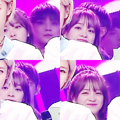 무대 뒤에서 끼 부리는 김세정 ㄷㄷ.gif | 인스티즈