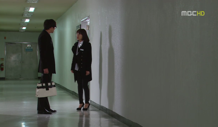 [지붕뚫고하이킥] 세상에 어떤 남자가 가만 보고 있어요.jpg | 인스티즈