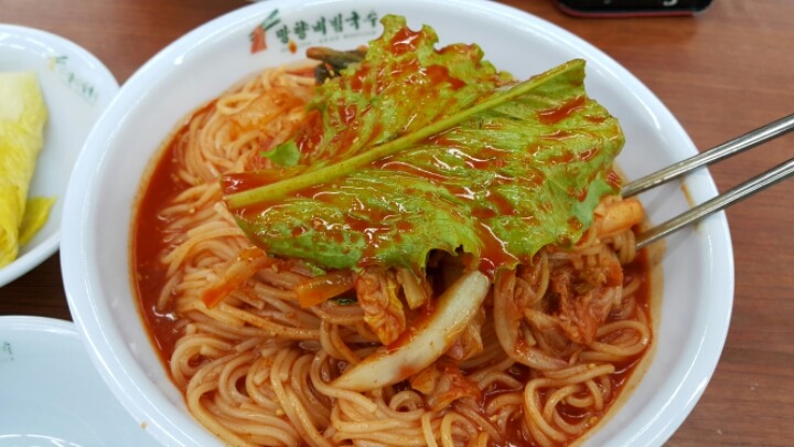 망향비빔국수 이미지