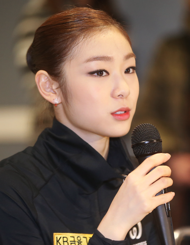 재미로보는 찌라시- 운동선수 출신 미녀스타 의리녀vs쓰레기 (진실은 날조를 해도 변하지 않음) | 인스티즈
