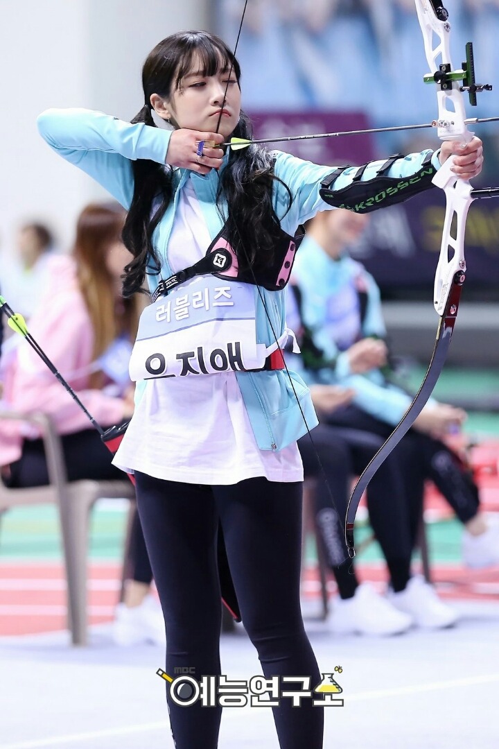 흑발이 너무 이쁜 러블리즈 지애 | 인스티즈
