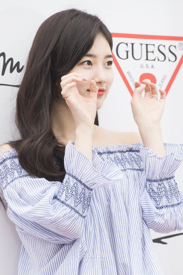 여초에서 진짜 자연스럽다고 올라왔던 붙인머리한 수지 | 인스티즈