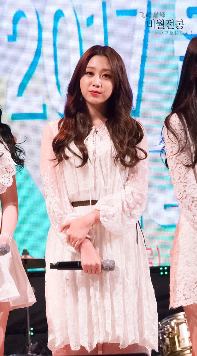[러블리즈] 아틀레티코의 마킹은 누가 좋을까 생각하다가 지수 | 인스티즈