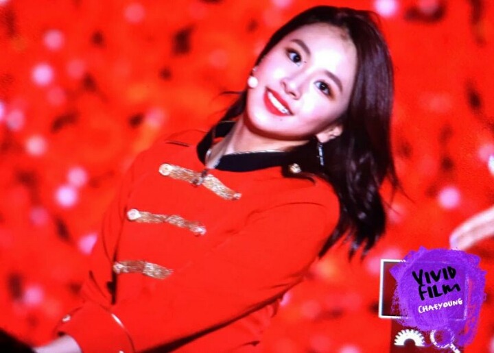 오늘자 트와이스 무대의상 짱예ㄷㄷㄷ | 인스티즈