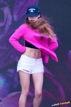 예쁜 몸매 라인을 가진 에이핑크 남주.jpgif | 인스티즈