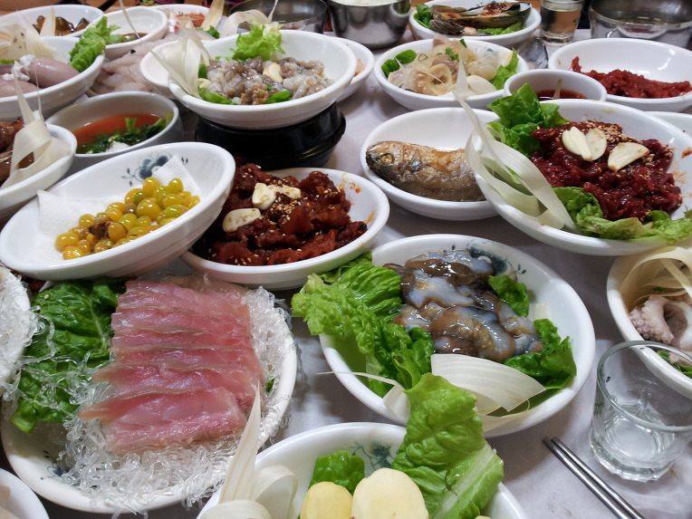 광주를 여행오신다면 꼭 들려야할 맛집 리스트 (상추튀김 아님 주의) | 인스티즈