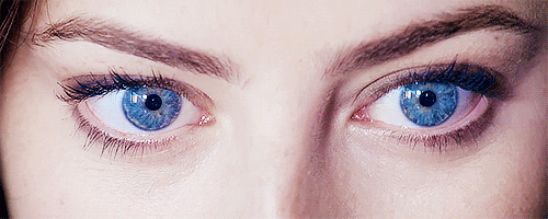 눈 속에 우주를 담고 있는 카야 스코델라리오.jpgif | 인스티즈