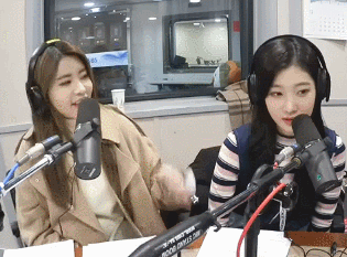 ioi 같은날 DIA와 아이오아이가 송년회를 한다면 정채연은?.gif (I.O.I) | 인스티즈