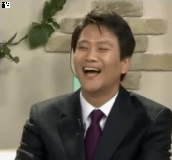 항상 행복한 해피바이러스 임종석 비서실장.jpgif (데이터주의) | 인스티즈