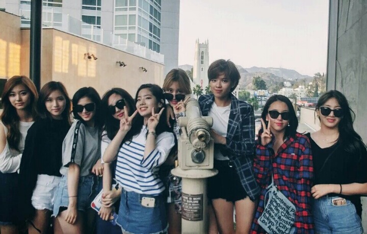 우 이미지