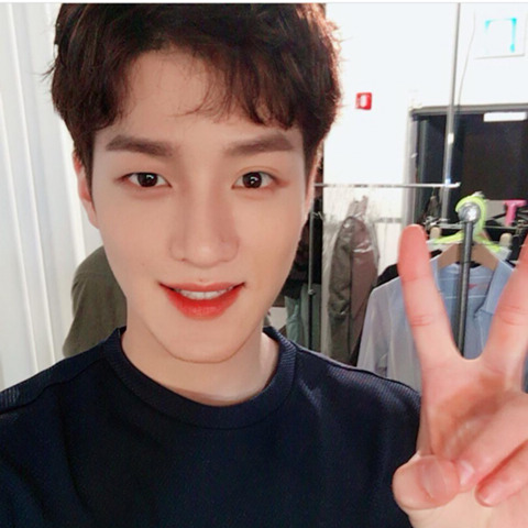 태어날 때 부터 이 이름인 것 같은 예명 사용하는 판타지오 아티스트 | 인스티즈