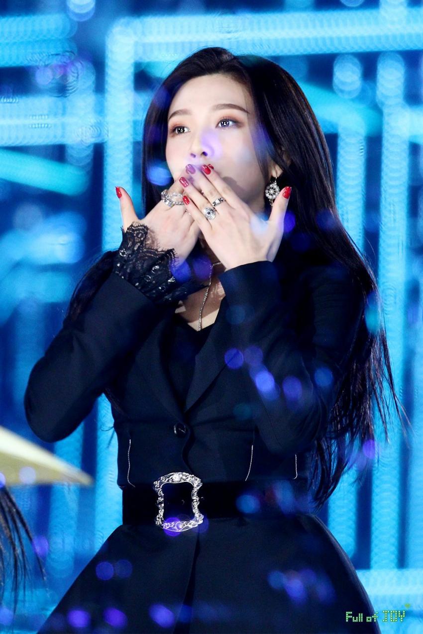 연말 시상식에서 미모 쩔었던 조이.jpg | 인스티즈