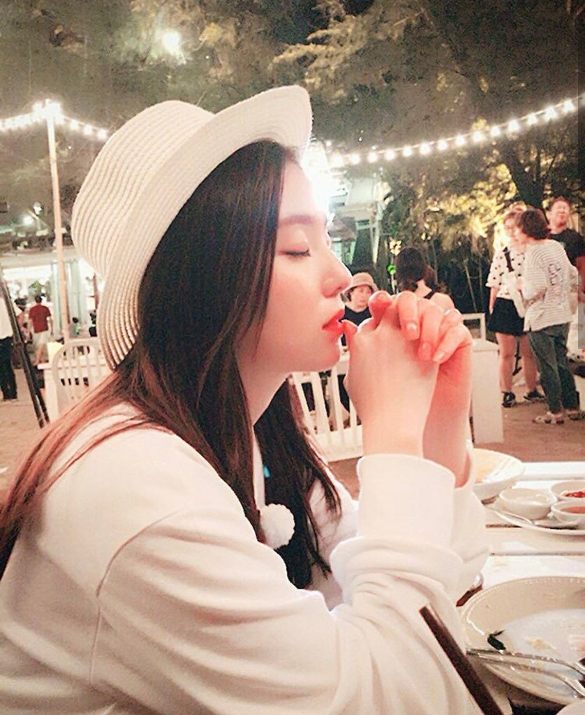 아이린의 옆태.jpg | 인스티즈