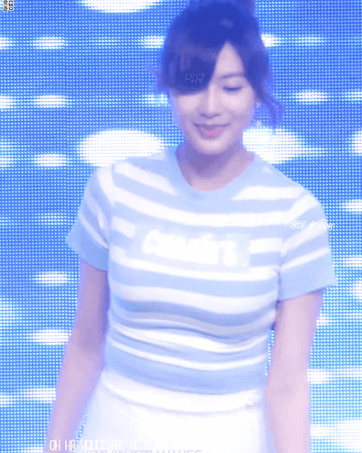 춤추다가 실수로 가슴 가격.gif | 인스티즈