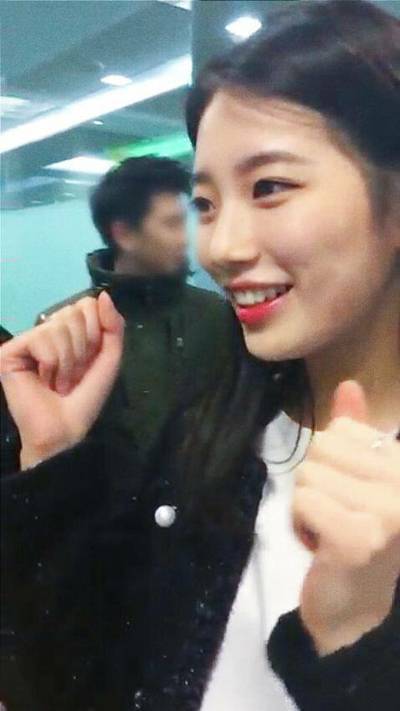 현실 실물감이 느껴지는 수지 직찍짤들.jpgif | 인스티즈