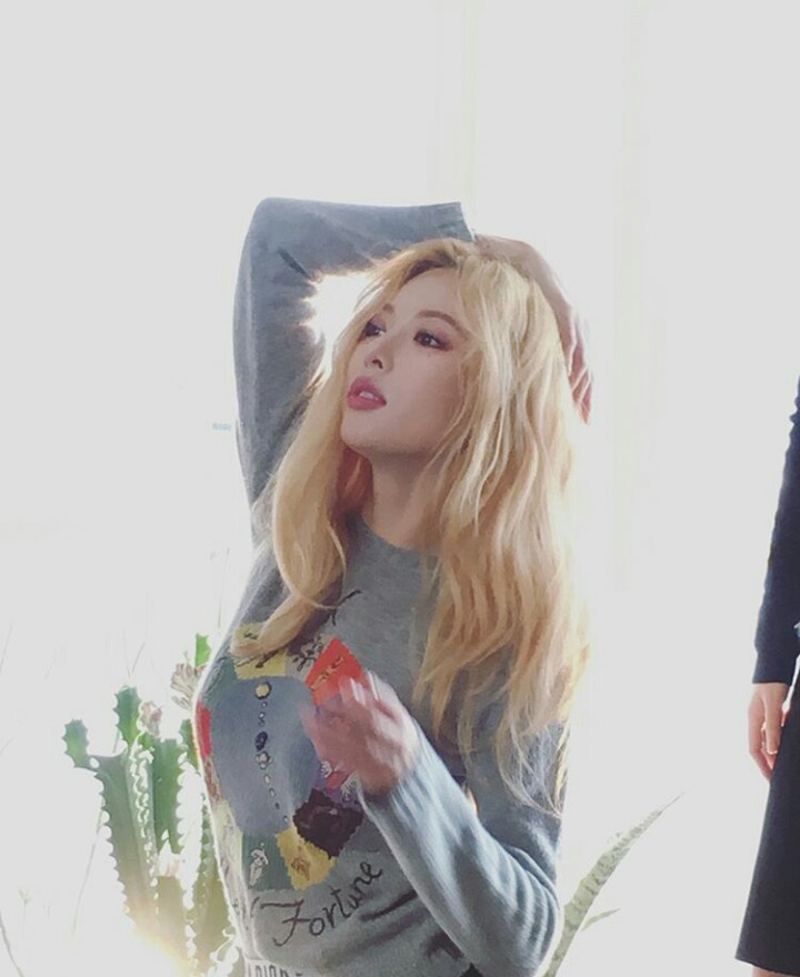 오늘자 현아 인스타 업뎃 | 인스티즈