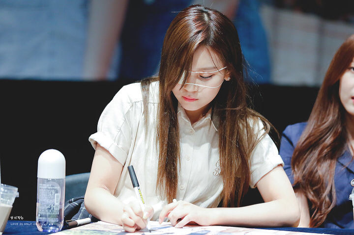 [여자친구] 해리 케인은 확실히 물건인 것 같아서 엄지 | 인스티즈