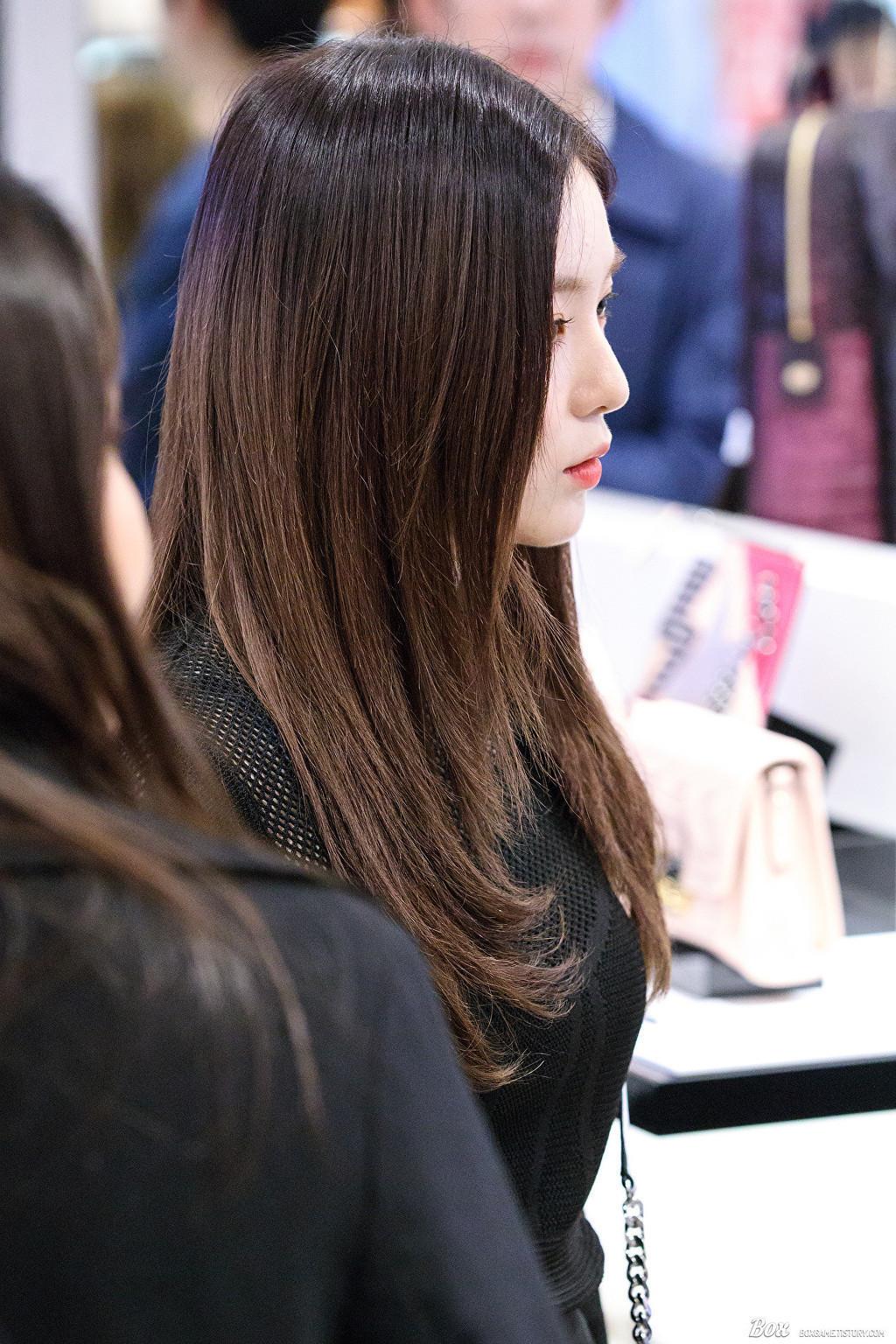 레드벨벳 아이린의 는 옆태.jpgif | 인스티즈