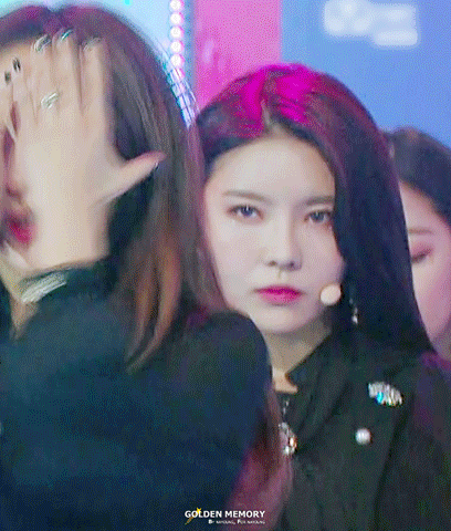 오늘 엠카 구구단 김나영.gif | 인스티즈