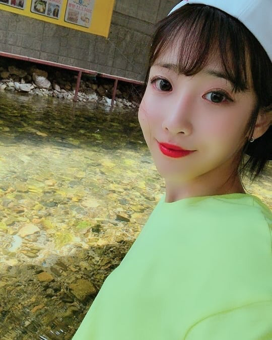 휴가중인 러블리즈 유지애 | 인스티즈