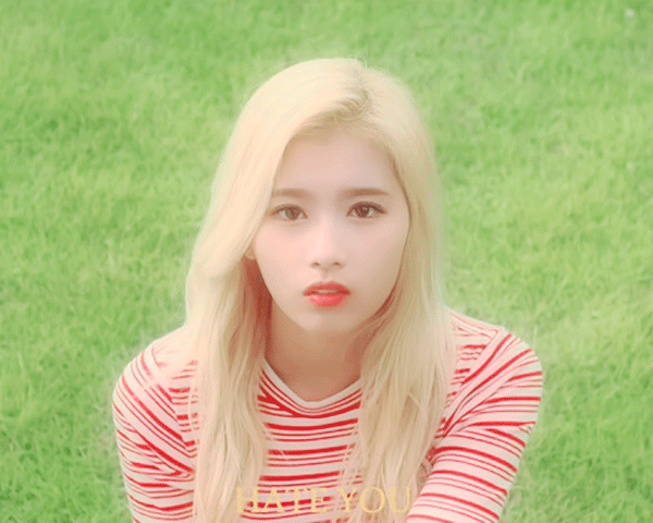 트와이스 사나 금발머리시절.jpgif | 인스티즈